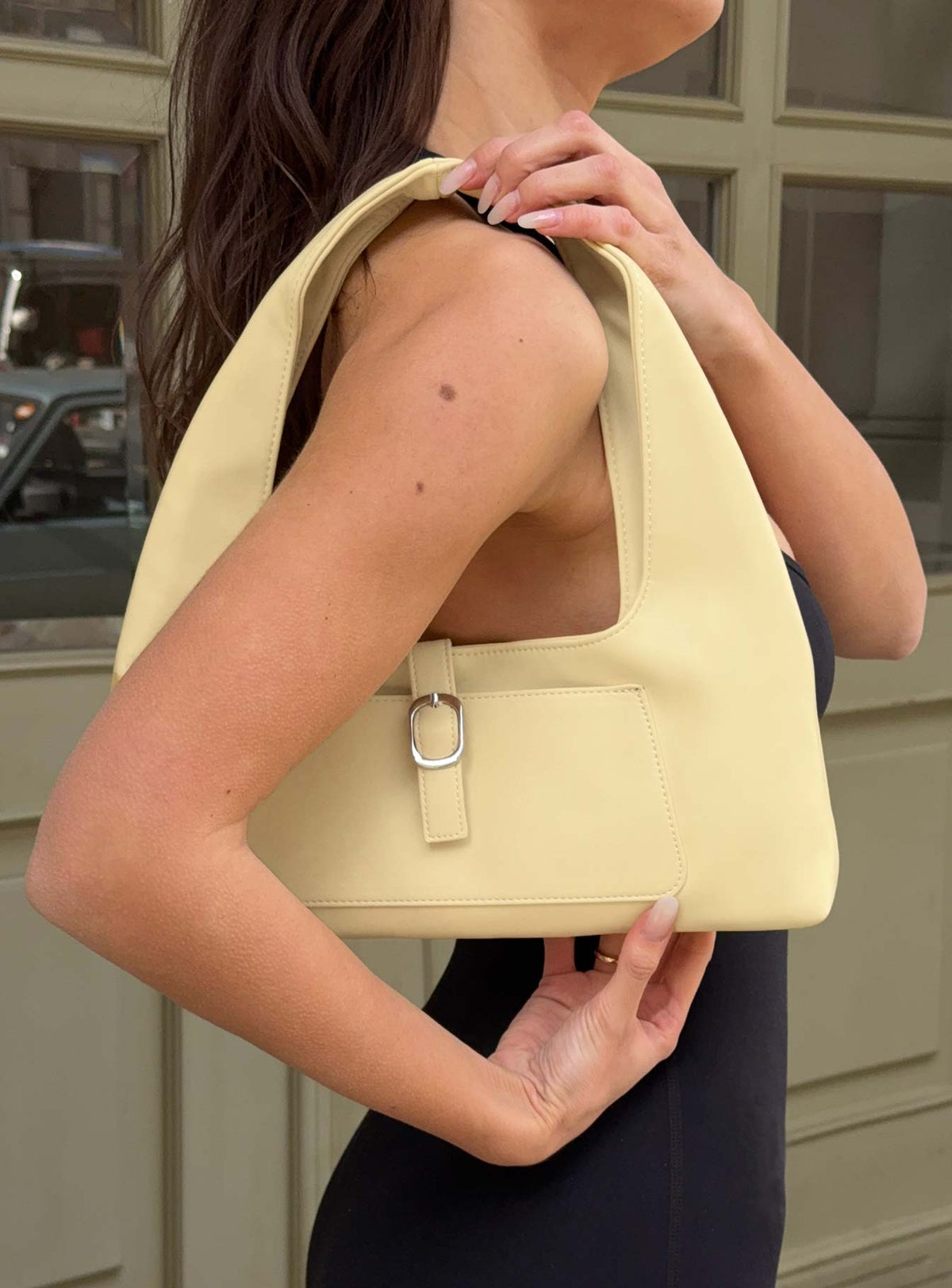 ¿Quién te ha dicho que la bolsa de hombro es para la mantequilla?
